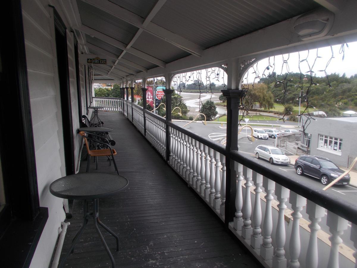 The Kentish Hotel Waiuku Exteriér fotografie